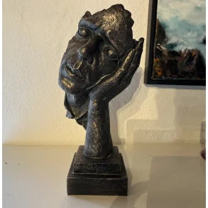 Skulptur ikke høre